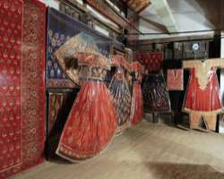 A Calico Museum of textiles occupies many galleries to portray different collections and artifacts such as miniature paintings, temple hangings also s